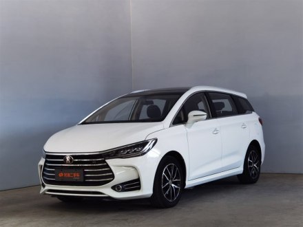 宋MAX 2017款 1.5T 自动智联精英型 7座