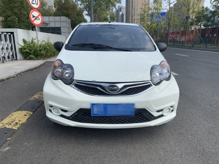 比亚迪F0 2015款 1.0L AMT 悦酷型