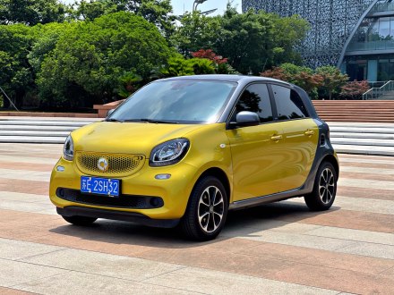 smart forfour 2016款 1.0L 52千瓦激情版
