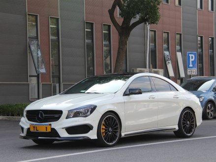 奔驰CLA AMG 2015款 AMG CLA 45 4MATIC