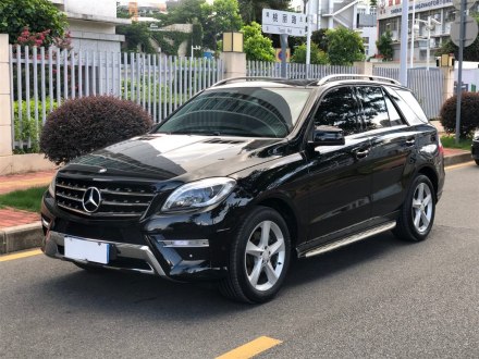 奔驰M级 2014款 ML 400 4MATIC豪华型