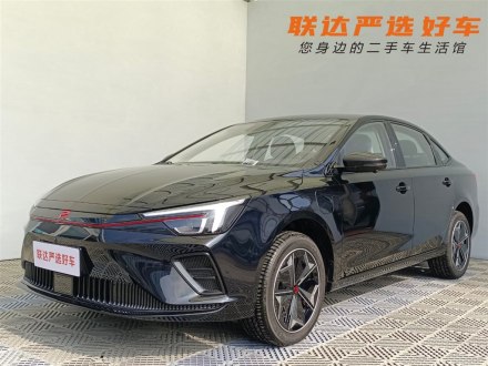 飞凡ER6 2021款 新动版 620km 智享版