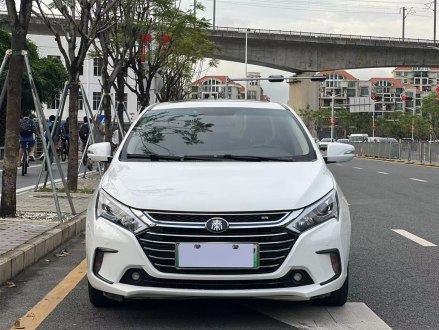 秦新能源 2017款 1.5T 尊贵型