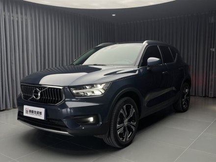 沃尔沃XC40 2021款 T4 四驱智远豪华版