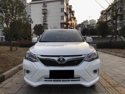 宋MAX 2017款 1.5T 自动智联豪华型 7座