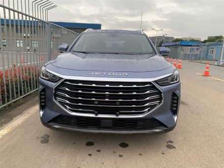 捷途X70 PLUS 2021款 1.5T DCT火 7座