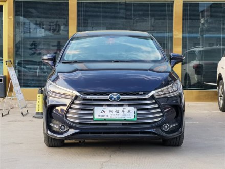 宋MAX新能源 2019款 DM 1.5T 智联致进型 6座 国VI