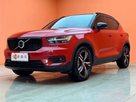 沃尔沃XC40 2021款 T4 四驱智远运动版