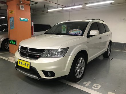 酷威 2016款 2.4L 两驱旅行版