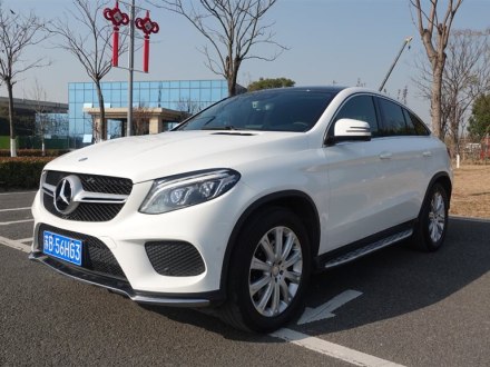 奔驰GLE轿跑 2015款 GLE 320 4MATIC 轿跑SUV