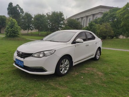 荣威360 2015款 1.5L 自动豪华版