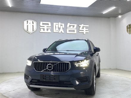 沃尔沃XC40 2021款 T4 四驱智行时尚版