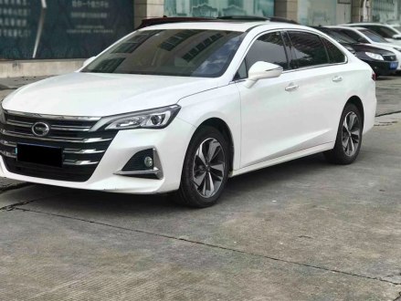 传祺GA6 2019款 270T 自动尊贵版
