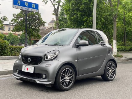 博速 smart fortwo 2018款 0.9T 硬顶BRABUS Xclusive