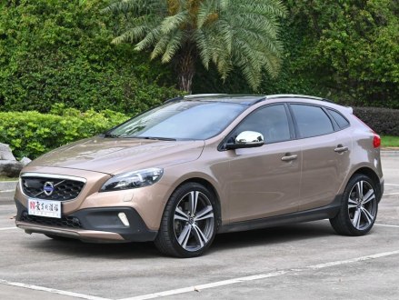 沃尔沃V40 2015款 Cross Country T5 AWD 智尊版