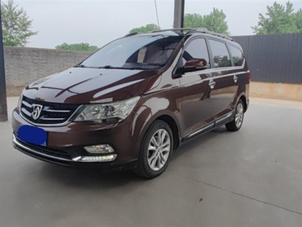 宝骏730 2016款 1.5L 手动豪华型 7座