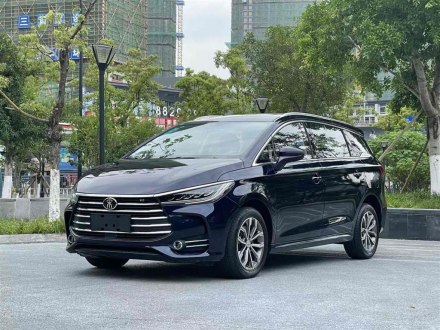 宋MAX 2019款 1.5T 自动智联睿逸天窗型 7座 国VI