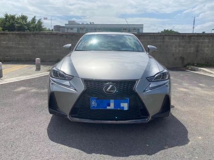 雷克萨斯IS 2017款 300 F SPORT版