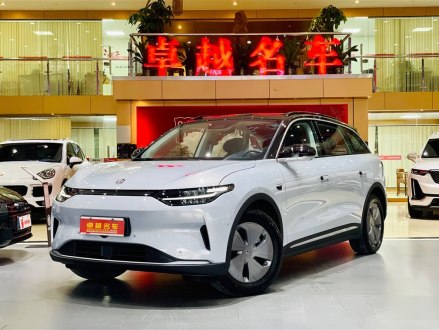 零跑C11 2021款 豪华版 磷酸铁锂