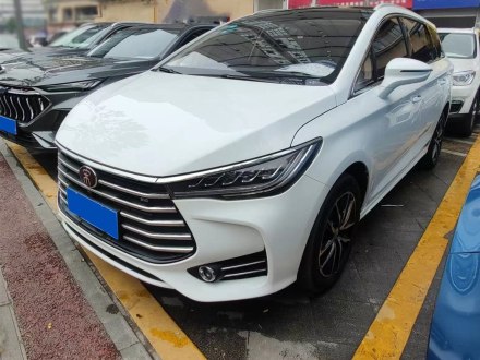 宋MAX 2018款 1.5T 自动智联精英型 6座