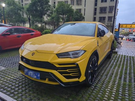 Urus 2018款 4.0T V8
