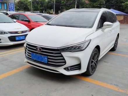 宋MAX 2018款 1.5T 自动智联尊享型 6座