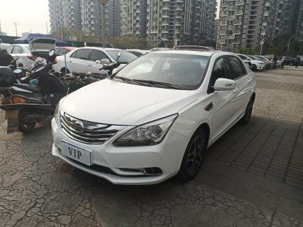 比亚迪G5 2014款 1.5TID 自动尊贵型