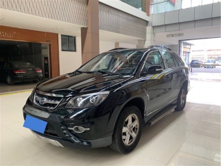 比亚迪S6 2014款 2.4L 自动尊贵型 5座