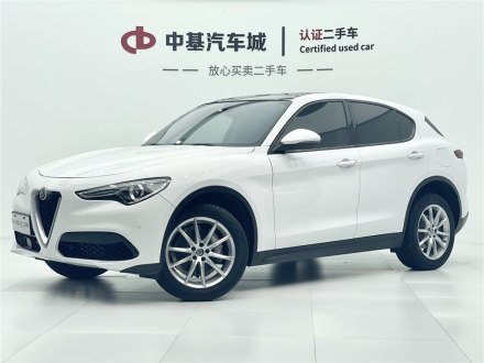 Stelvio 2017款 2.0T 200HP 精英版
