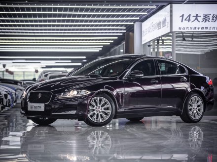 捷豹XF 2014款 XF 2.0T 豪华版