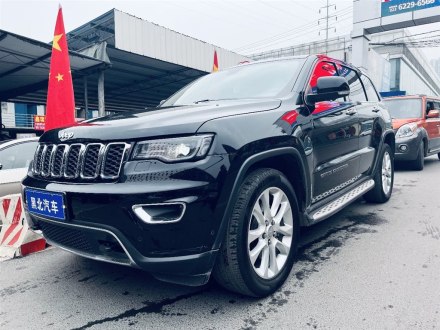 大切诺基进口 2016款 3.0L 舒享导航版