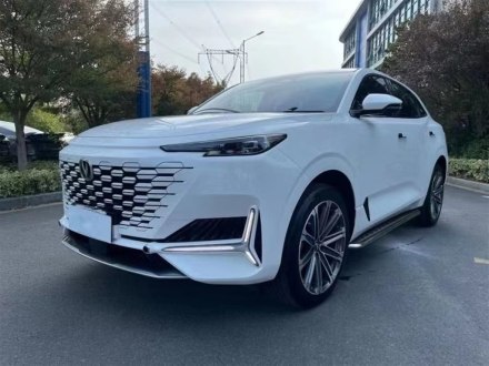 长安UNI-K 2021款 2.0T 尊贵型