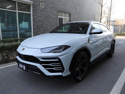 Urus 2021款 4.0T V8