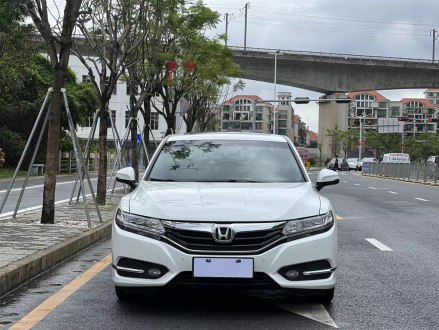 思铂睿 2015款 2.4L 尊贵版