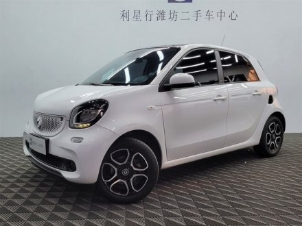 smart forfour 2016款 0.9T 66千瓦先锋版