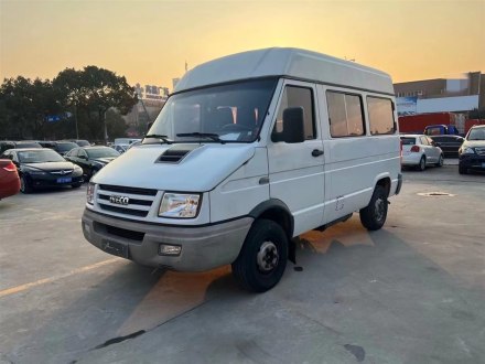 依维柯得意 2009款 2.8T-V35基本型