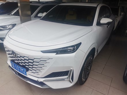 长安UNI-K 2021款 2.0T 全轮驱动尊贵型