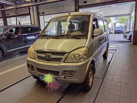 众泰V10 2012款 1.2L舒适型