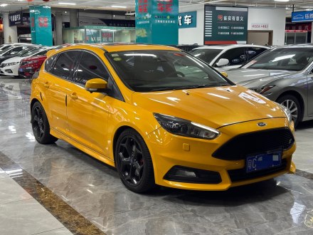 福克斯进口 2015款 2.0T ST 标准版