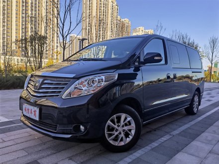 菱智PLUS 2021款 2.0L 手动豪华型 7座