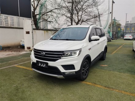 SWM斯威X3 2020款 1.5L 手动风尚型 6座
