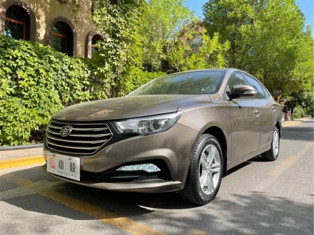 奔腾B30 2016款 1.6L 自动豪华型