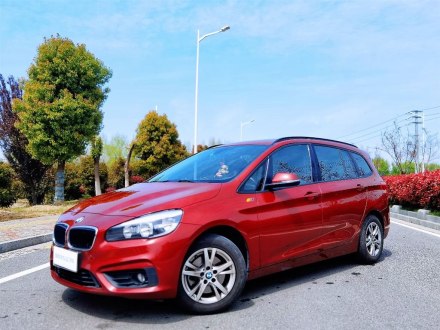 宝马2系多功能旅行车 2015款 218i 领先型