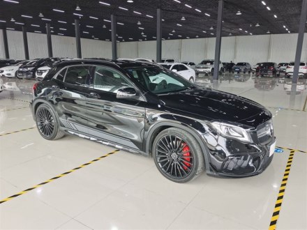 奔驰GLA AMG 2017款 AMG GLA 45 4MATIC 暗夜雷霆限量版