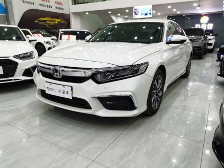 英仕派 2019款 260TURBO 精致版 国VI