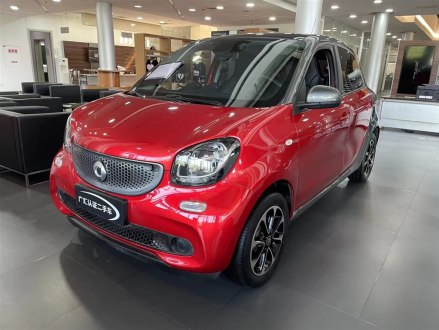 smart forfour 2016款 1.0L 52千瓦激情版