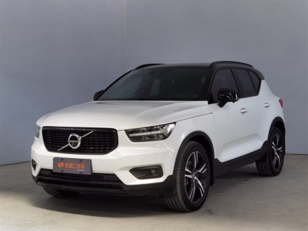 沃尔沃XC40 2020款 T4 四驱智远运动版