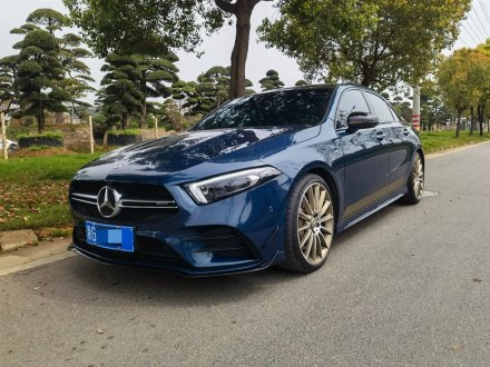 奔驰A级AMG 2019款 AMG A 35 L 4MATIC 先型特别版