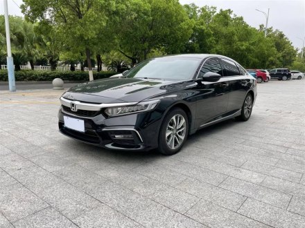 英仕派 2019款 260TURBO 精致版 国V