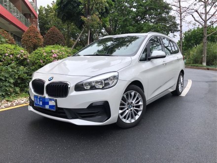 宝马2系多功能旅行车 2018款 220i 领先型